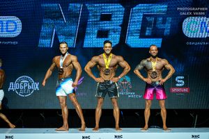 MAN'S PHYSIQUE +179
